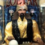 Zoltar Speaks - eine antike Wahrsage-Maschine vom Jahrmarkt